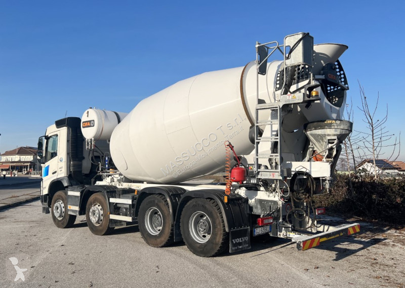 Betonárske zariadenie Volvo FMX 13 8x4