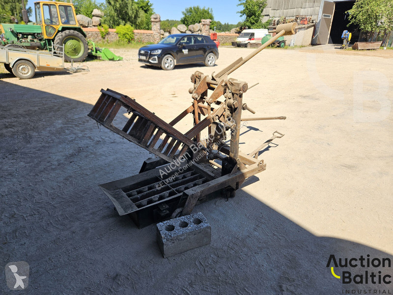 Betoniera  block making machine