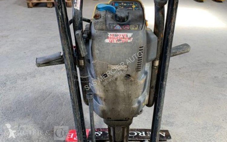 Бетон Atlas Copco brise beton essence