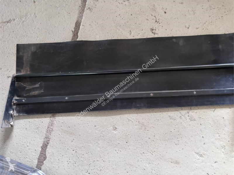 Echipamente pentru construcţii Husqvarna...