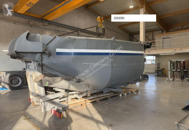 Бетоновоз  Isoliertaufbau / Deckel / Swiss-Vehicle