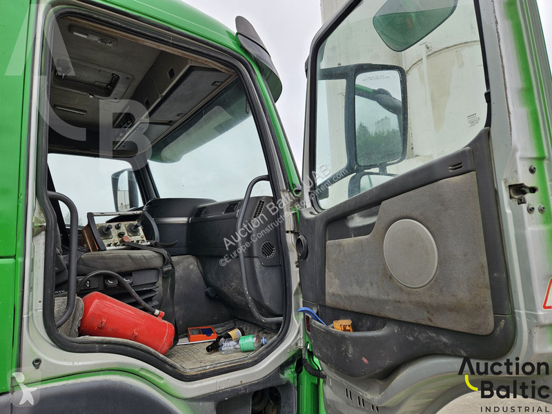 شاحنة Volvo FM 9