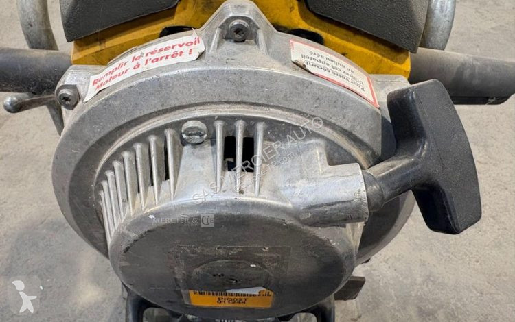 Бетон Wacker Neuson brise beton essence
