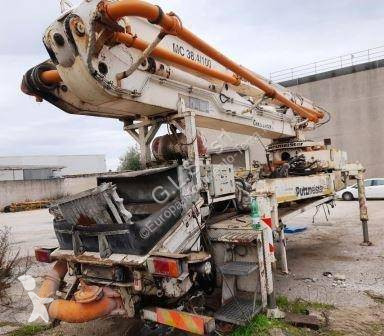 شاحنة Putzmeister Challenger 38 MT