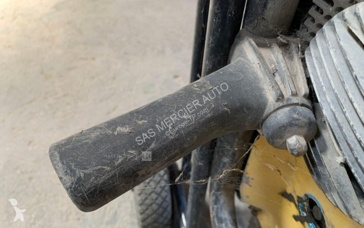 Бетон Atlas Copco brise beton essence