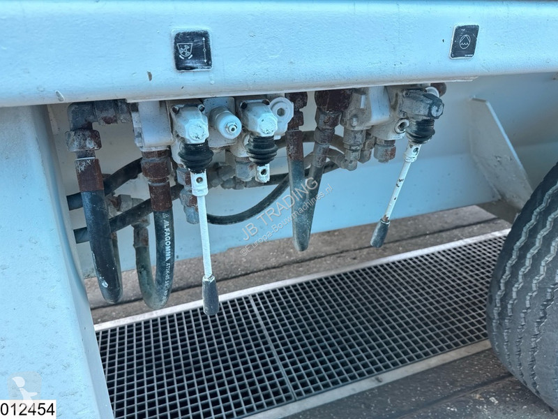 Beton Schwing Stetter SP 8800 E 2008, 330 bar...