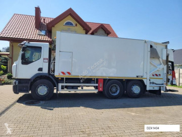 Renault waste collection truck