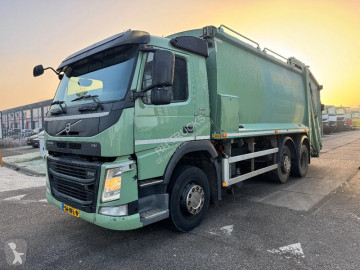 Tippvagn för sopor Volvo