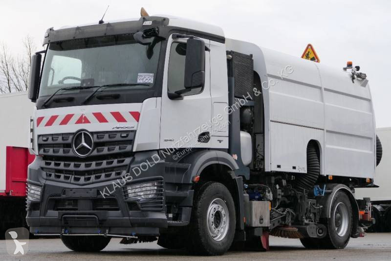 Utilaje pentru drumuri Mercedes