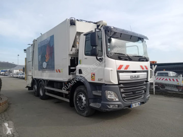 Camion benne à ordures ménagères DAF