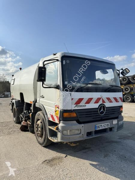 Silniční stroje Mercedes