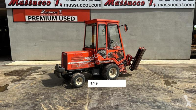 Silniční stroje Kubota F2400
