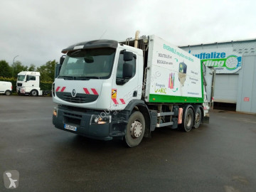 Camion benne à ordures ménagères Renault