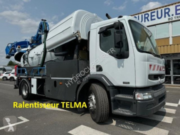 Camión limpia fosas Renault