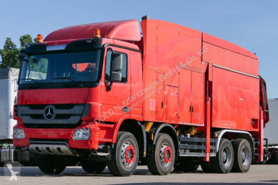 Camion hydrocureur Mercedes