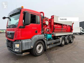 Camion hydrocureur MAN