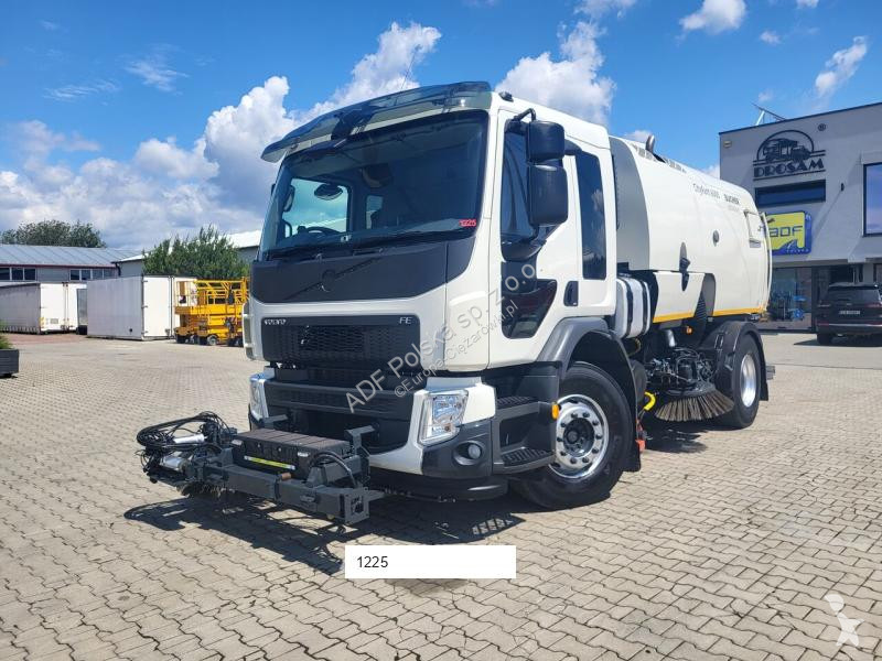 Silniční stroje Volvo Bucher CityFant 6000