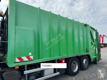 Camion benne à ordures ménagères Semat