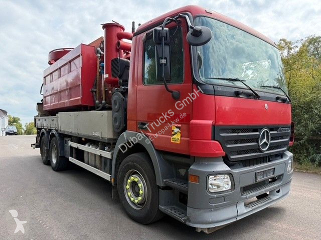 Silniční stroje Mercedes ACTROS 3351 Kroll