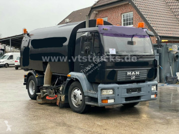 MAN F Kehrmaschine Bucher Schörling Blatt ederung