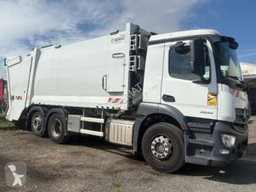 MercedesActros2533