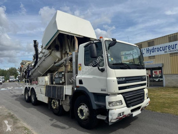 Camion hydrocureur DAF