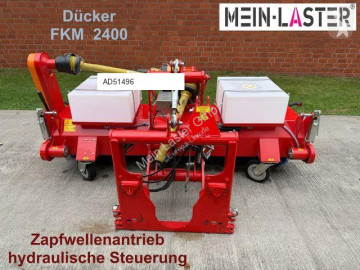 Unimog Dücker FKM 2400 Kehrmaschine mit 2´x Wassertank