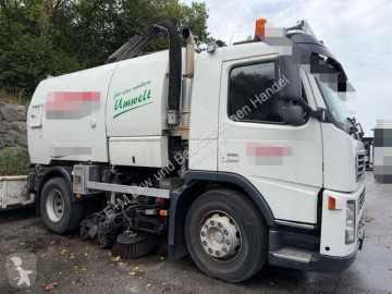 Volvo FM9 FM 9 4X2 KEHRMASCHINE