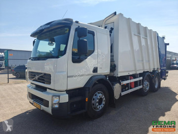 Volvo FE 250 6x2/4 DayCab (3-seater) EEV - Faun PowerPress 520 + Bekker La Gram Rear Loader - 02/2027 MOT