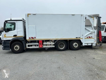 Mercedes Actros 2533