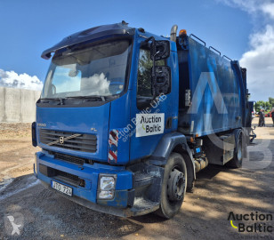 Camion benne à ordures ménagères Volvo