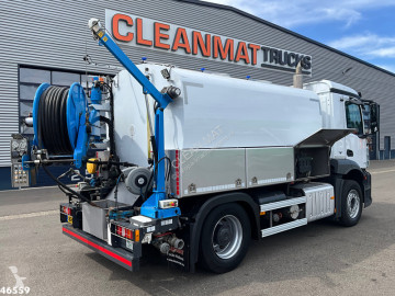 Camion hydrocureur Mercedes