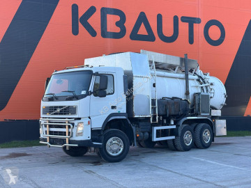 Camion hydrocureur Volvo