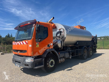 Postřikovací vůz Renault
