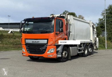 Camión volquete para residuos domésticos DAF