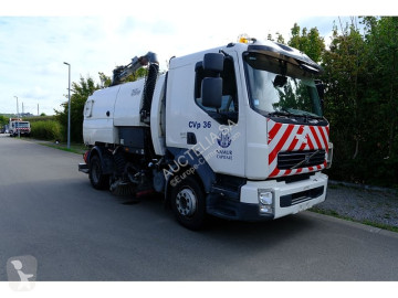 Volvo road sweeper