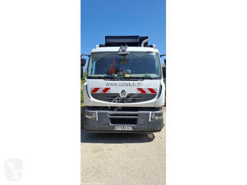 Waste collection truck