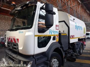 Road sweeper