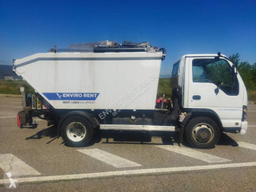 Camión volquete para residuos domésticos Isuzu