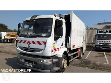 Camion de colectare a deşeurilor menajere