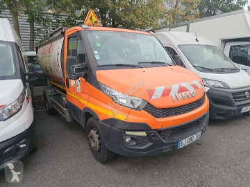 Camion de colectare a deşeurilor menajere Iveco