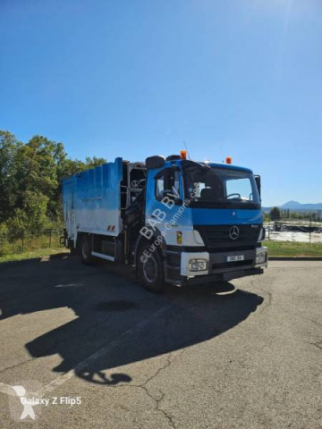 Camion raccolta rifiuti Mercedes