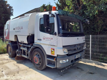 Zamiatarka Mercedes