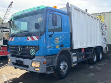 Vuilniswagen Mercedes