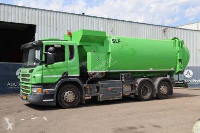 Camion benne à ordures ménagères Scania