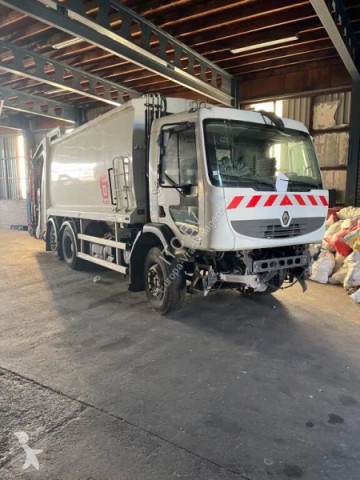Camion benne à ordures ménagères Renault