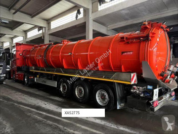 Camion hydrocureur Mercedes