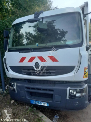 Camion benne à ordures ménagères Renault