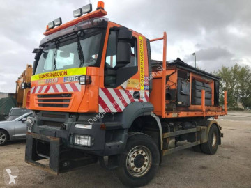 Camion saleuse-déneigeuse Iveco