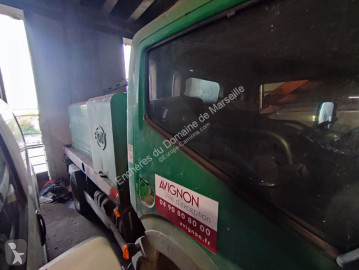 Nissan Cabstar Lot réservé à tout professionnel
Laveuse NISSAN